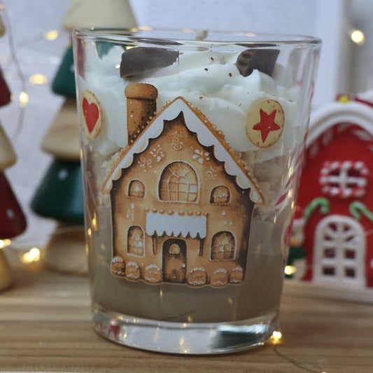 Douceur d’Hiver – Bougie parfumée Pain d’Épice -  Édition Mug de Noël