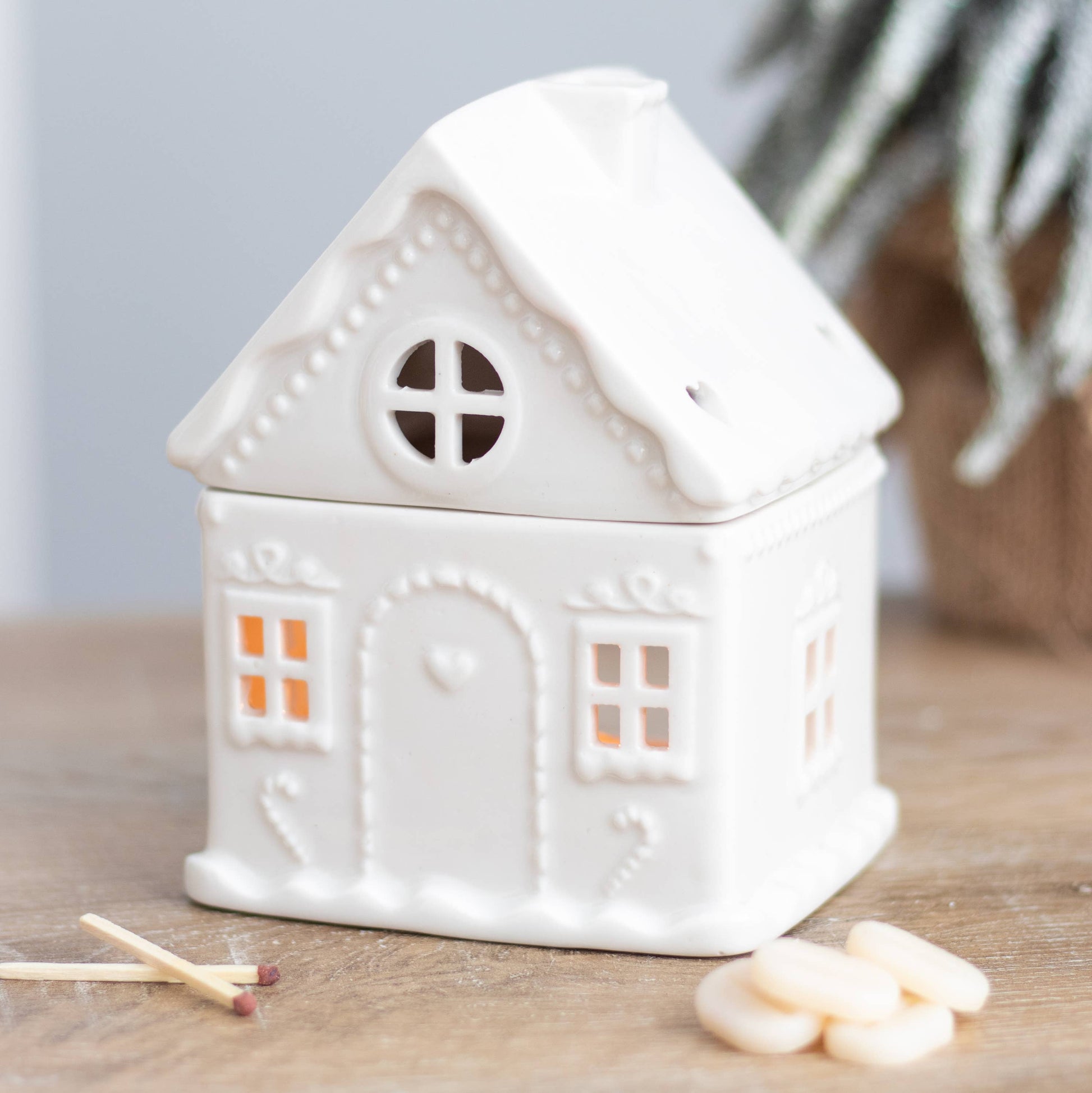 Brûleur White Gingerbread House Something Different Wholesale
