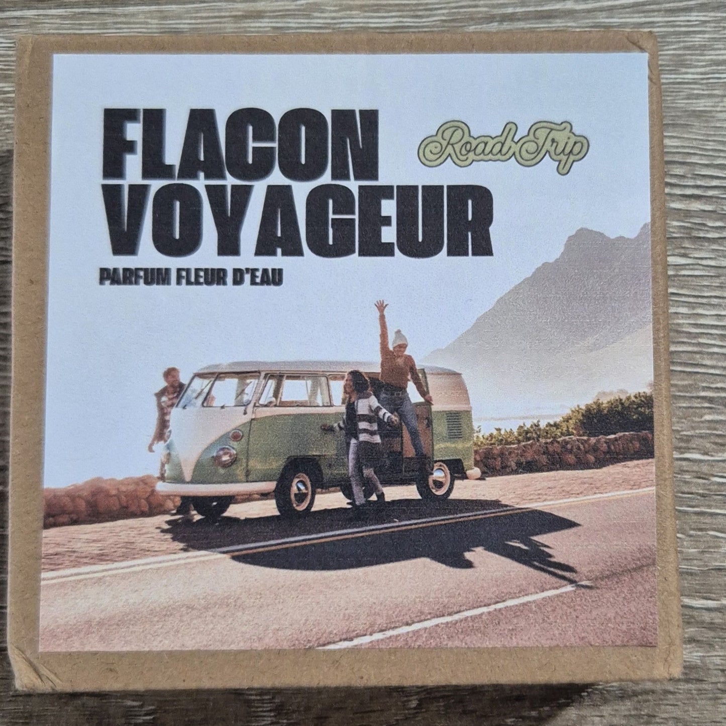Flacon Voyageur – Diffuseur parfumé pour voiture