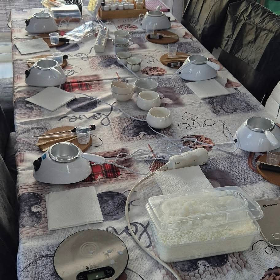 Atelier Bougie Fleurie avec Fleurs Séchées